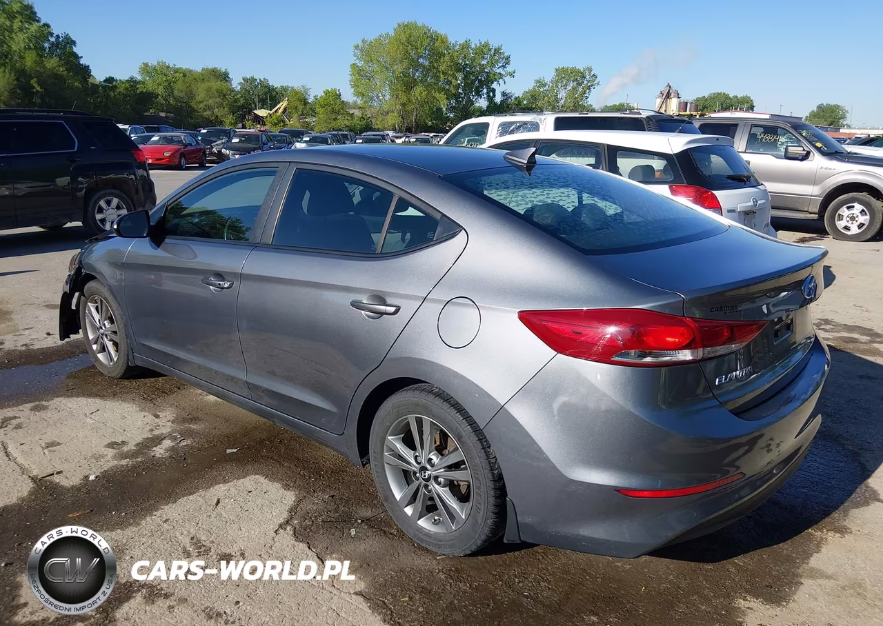 2018 Hyundai Elantra Value Edition VIN:5NPD84LF7JH292770 - 3