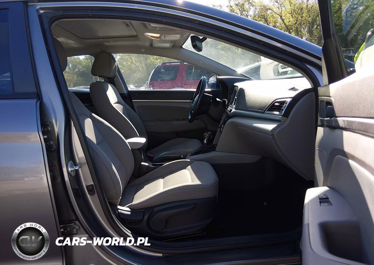 2018 Hyundai Elantra Value Edition VIN:5NPD84LF7JH292770 - 5