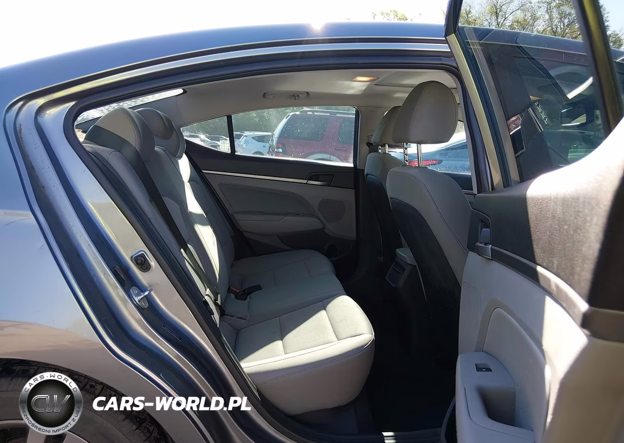 2018 Hyundai Elantra Value Edition VIN:5NPD84LF7JH292770 - 8