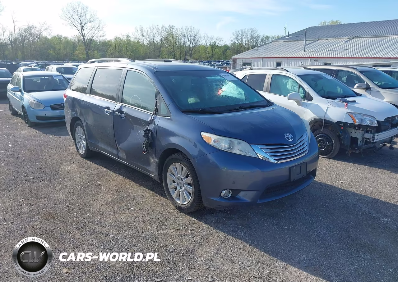 2014 Toyota Sienna Limited 7 Passenger