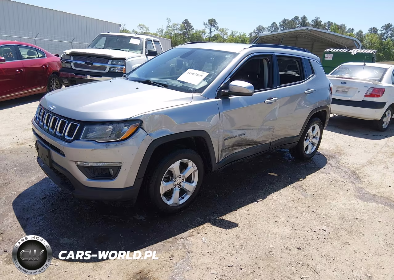 2019 Jeep Compass Latitude 4X4 VIN:3C4NJDBB9KT729399 - 2