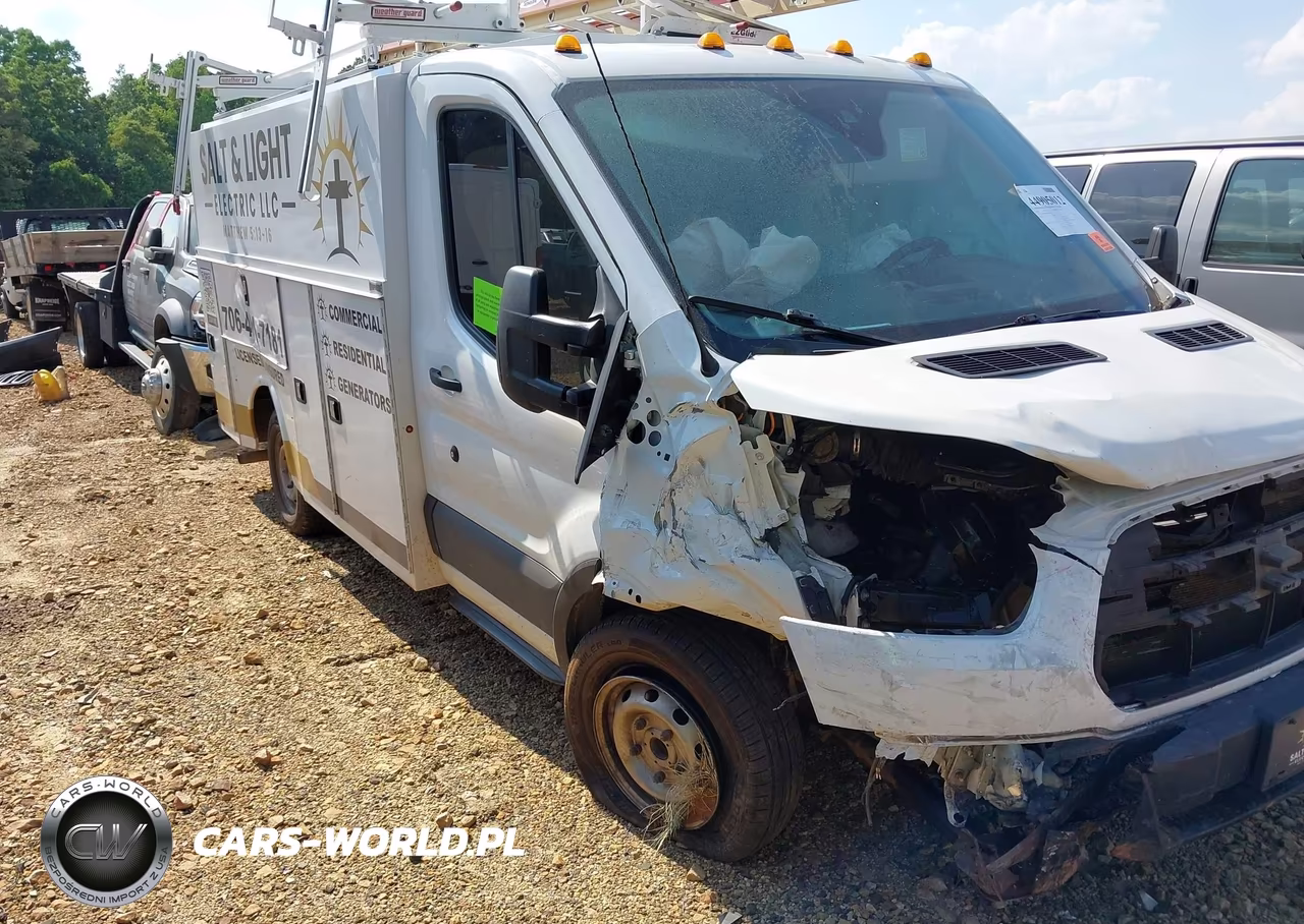 2018 Ford Transit-250 Cutaway VIN:1FDYR5PM0JKA93067 - 12