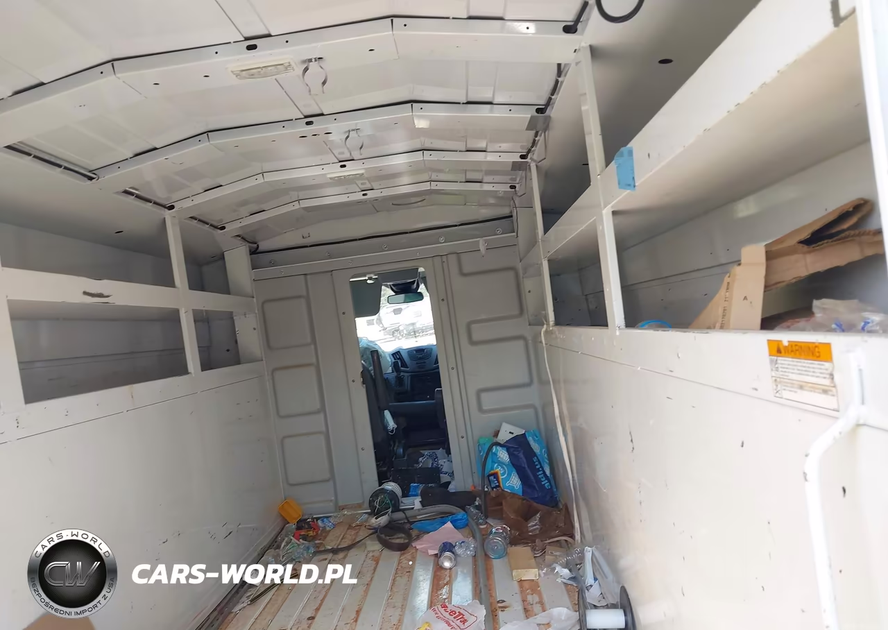 2018 Ford Transit-250 Cutaway VIN:1FDYR5PM0JKA93067 - 7