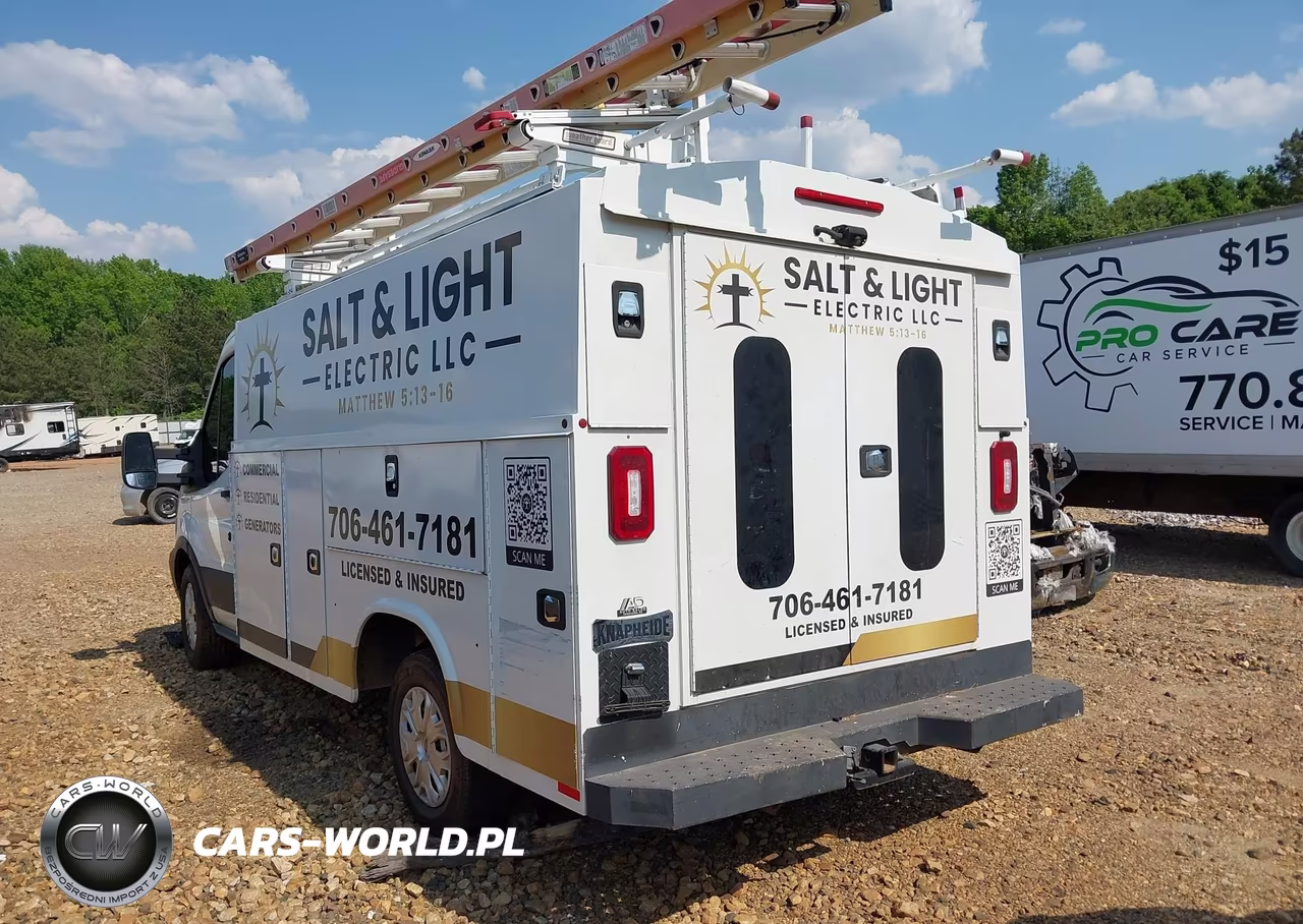 2018 Ford Transit-250 Cutaway VIN:1FDYR5PM0JKA93067 - 8