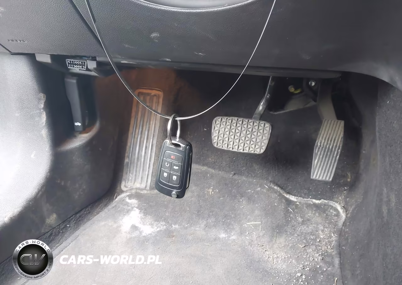 2018 Chevrolet Impala 1Lt VIN:2G1105S3XJ9130201 - 11