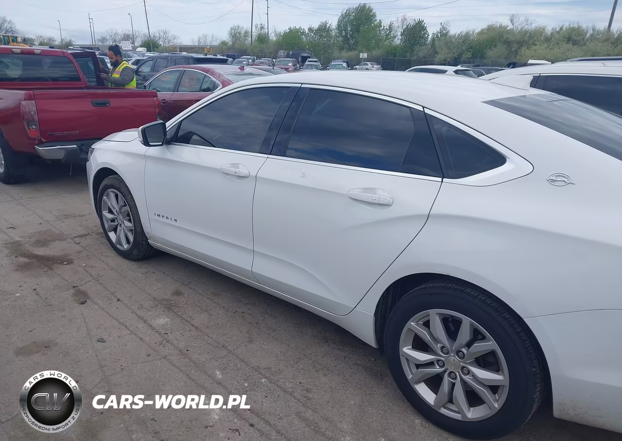 2018 Chevrolet Impala 1Lt VIN:2G1105S3XJ9130201 - 14