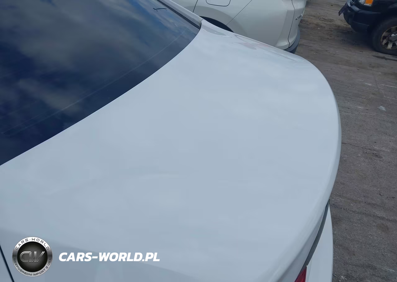 2018 Chevrolet Impala 1Lt VIN:2G1105S3XJ9130201 - 18