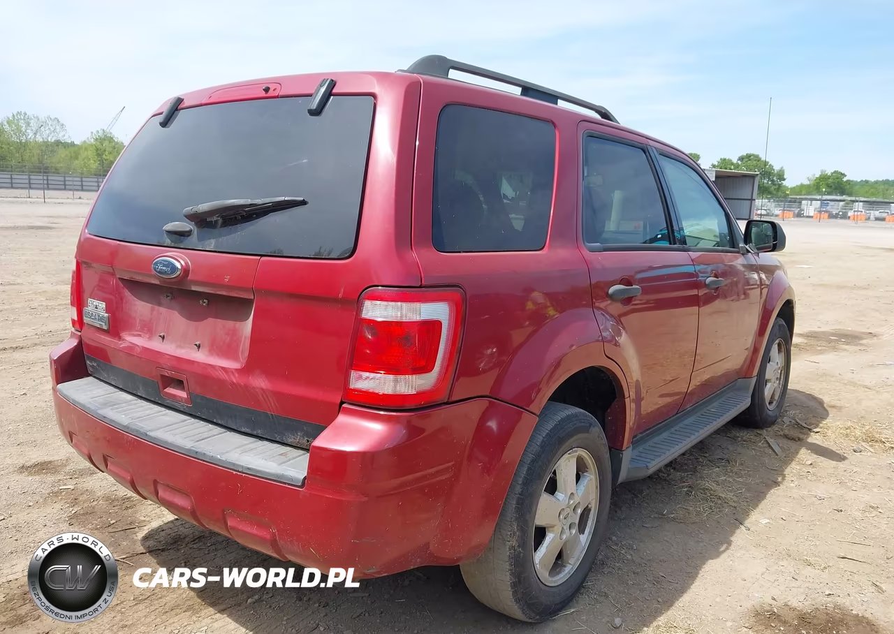 2011 Ford Escape Xlt VIN:1FMCU9D73BKB90005 - 4