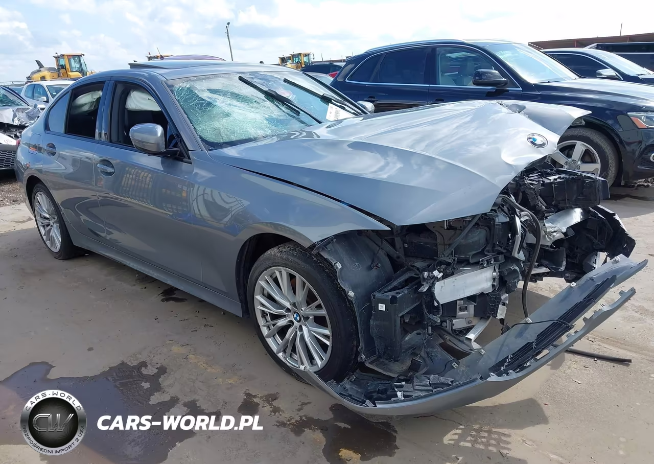 2023 BMW 330I xDrive – zdjęcie 1 z 16