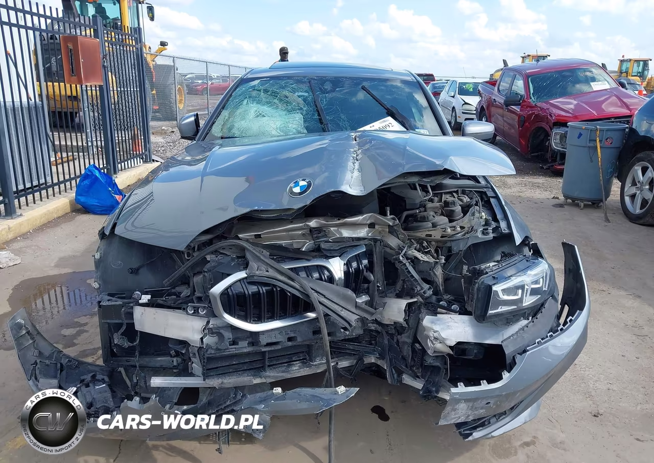 2023 BMW 330I xDrive VIN:3MW89FF03P8D71816 - 12