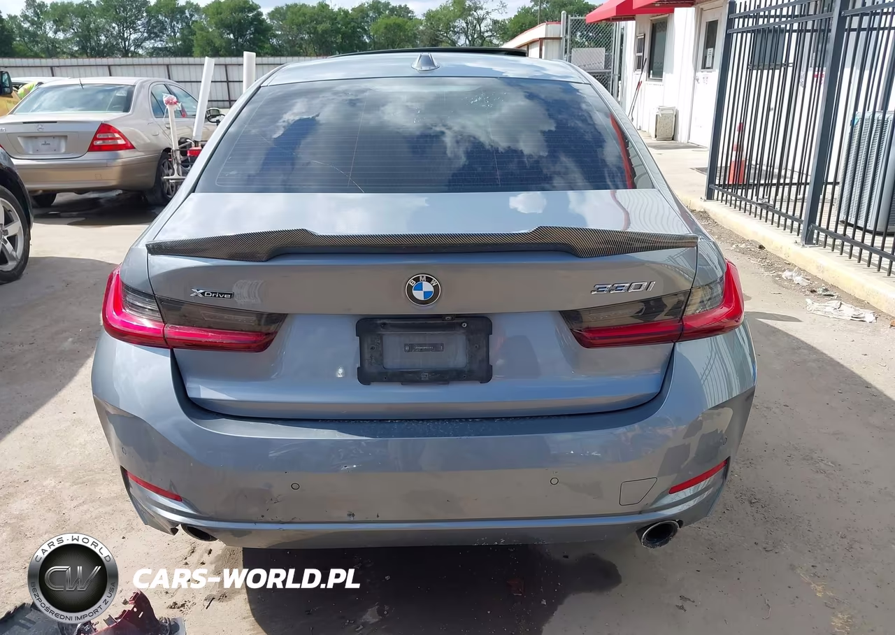 2023 BMW 330I xDrive VIN:3MW89FF03P8D71816 - 16