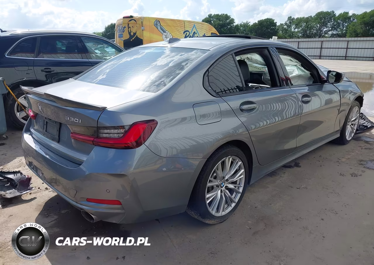 2023 BMW 330I xDrive VIN:3MW89FF03P8D71816 - 4