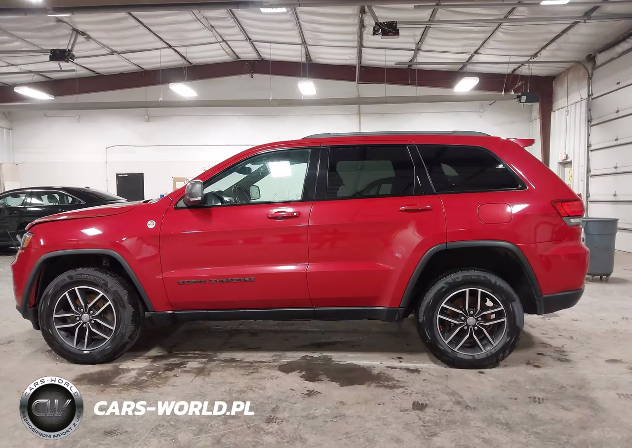 2017 Jeep Grand Cherokee Trailhawk 4X4 VIN:1C4RJFLG6HC655063 - 14