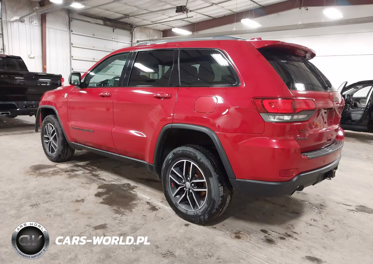 2017 Jeep Grand Cherokee Trailhawk 4X4 VIN:1C4RJFLG6HC655063 - 3