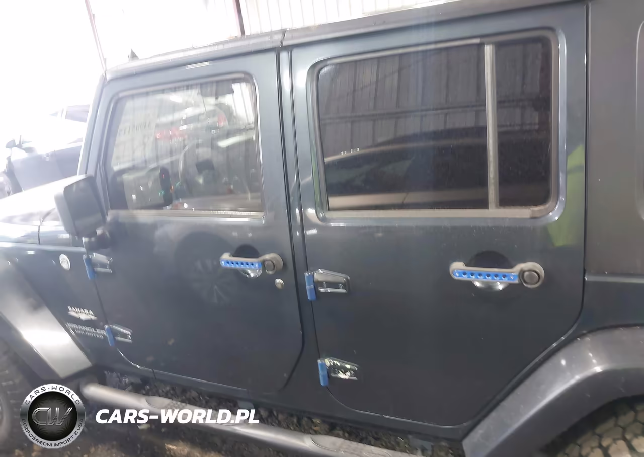 2007 Jeep Wrangler Unlimited Sahara VIN:1J4GA59137L169372 - 15