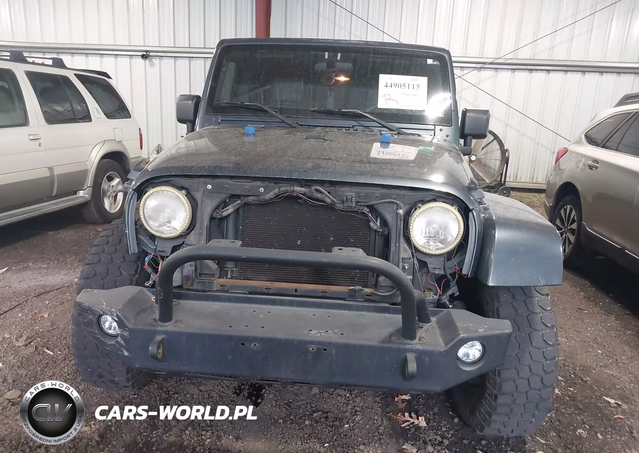 2007 Jeep Wrangler Unlimited Sahara VIN:1J4GA59137L169372 - 6