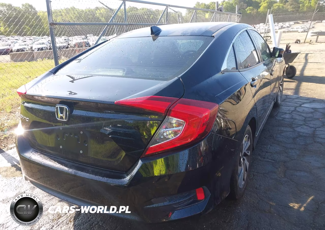 2018 Honda Civic Ex VIN:2HGFC2F79JH528488 - 4