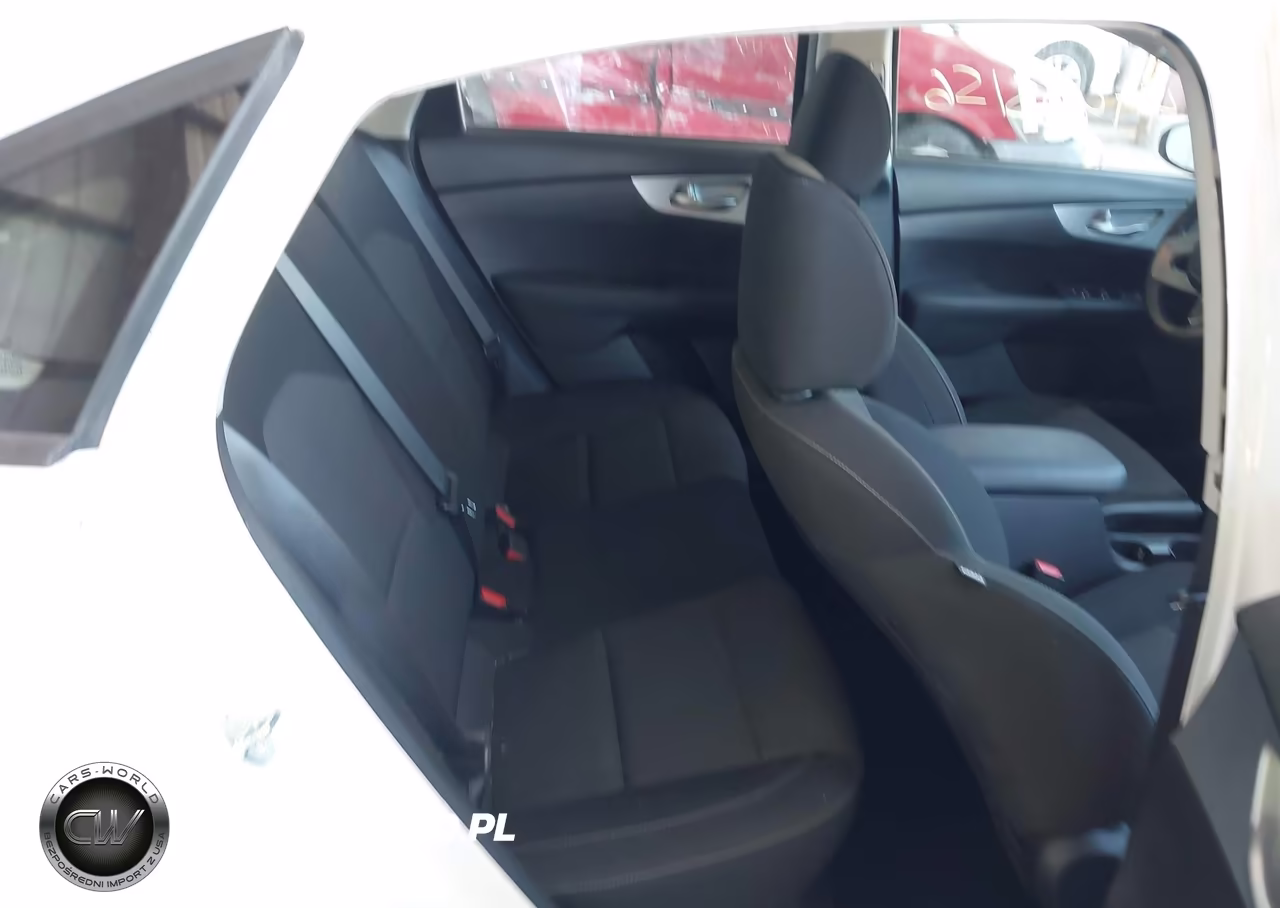 2024 Kia Forte Lxs VIN:3KPF24ADXRE794149 - 8
