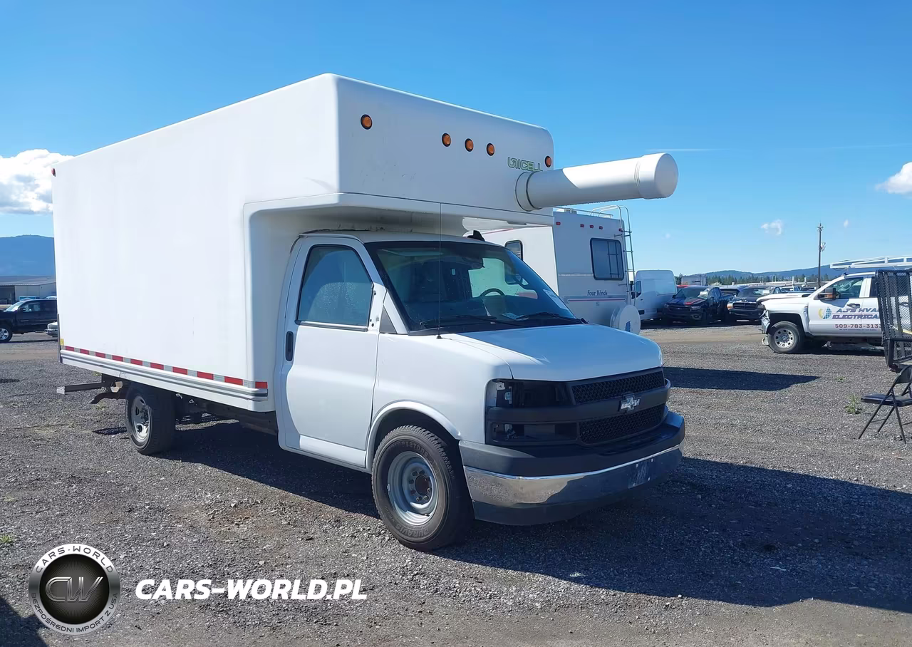 2021 Chevrolet Express Cutaway Work Van