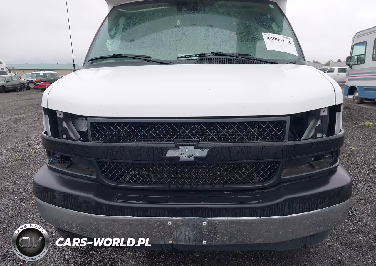 2021 Chevrolet Express Cutaway Work Van VIN:1GB0GSF74M1155571 - 6