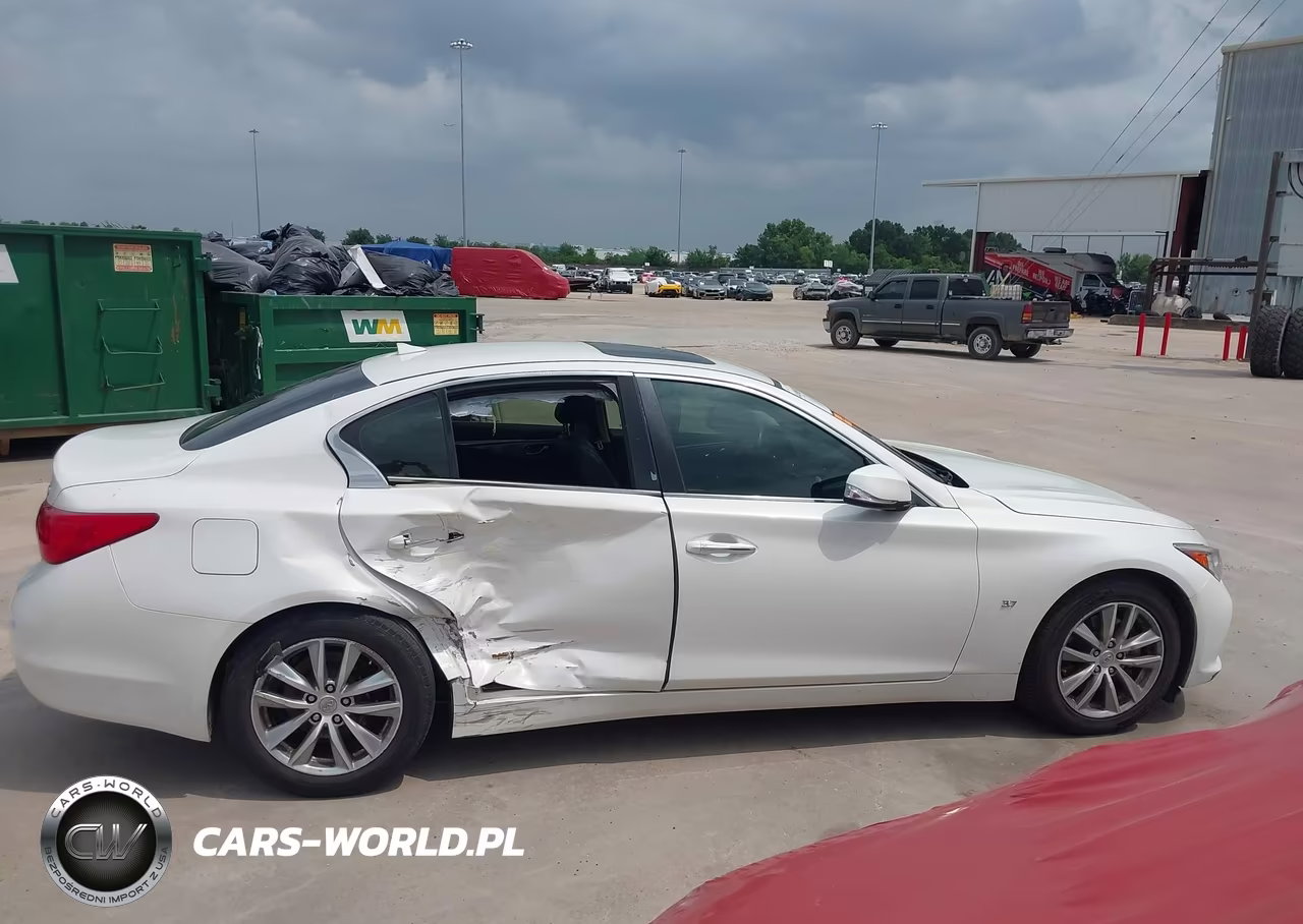 2015 Infiniti Q50 Premium VIN:JN1BV7AP4FM347012 - 13