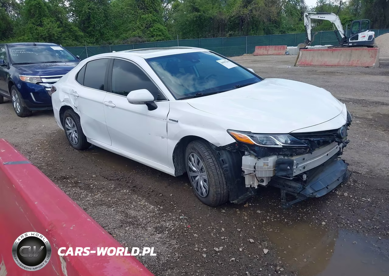 2021 Toyota Camry Le Hybrid