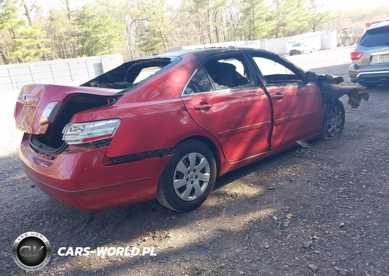 2010 Toyota Camry Le VIN:4T4BF3EK7AR008420 - 4