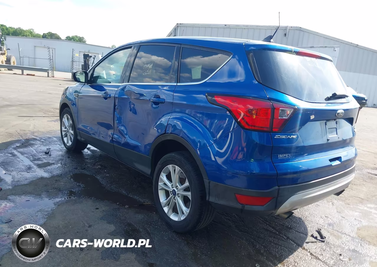 2019 Ford Escape Se VIN:1FMCU0GD8KUB15592 - 3