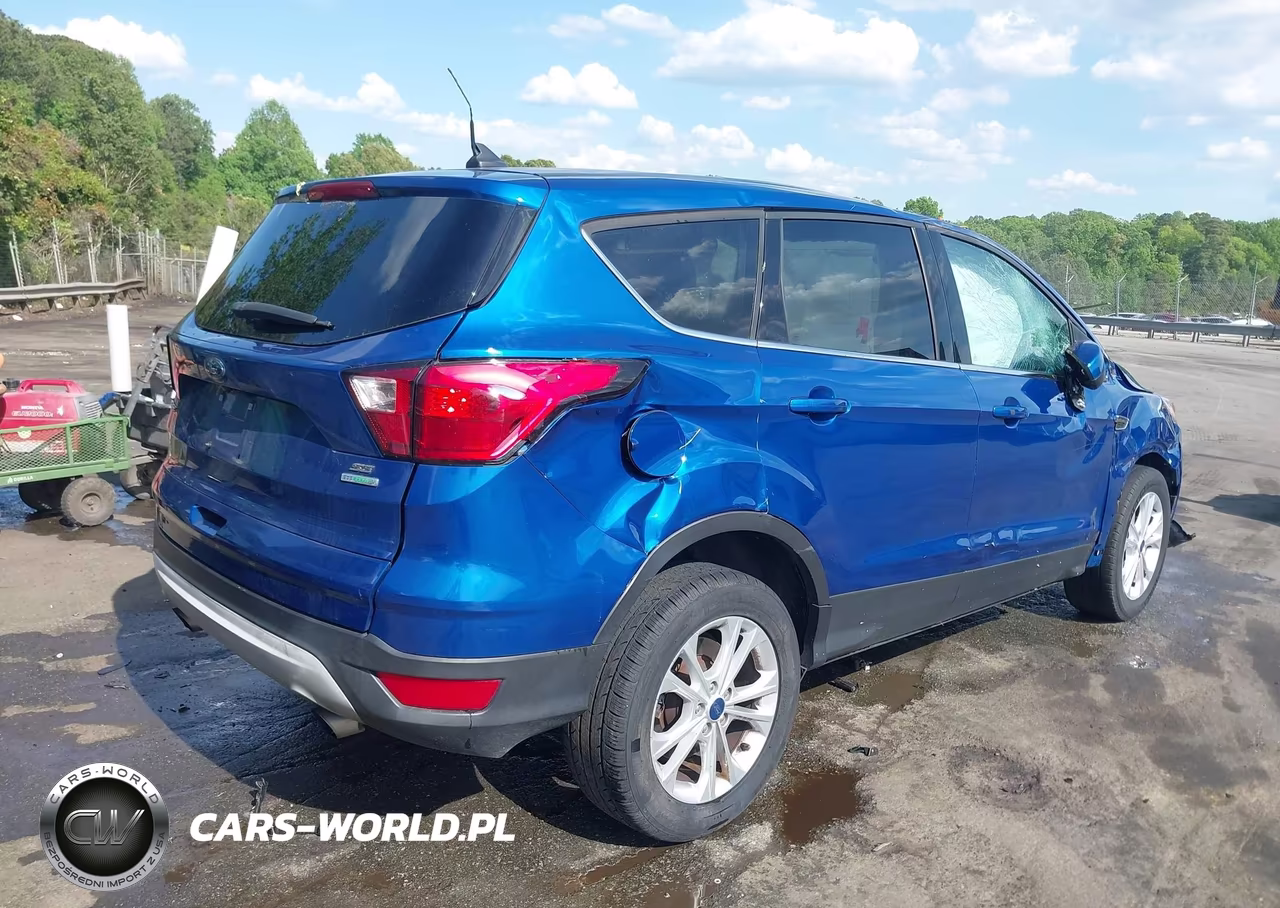 2019 Ford Escape Se VIN:1FMCU0GD8KUB15592 - 4