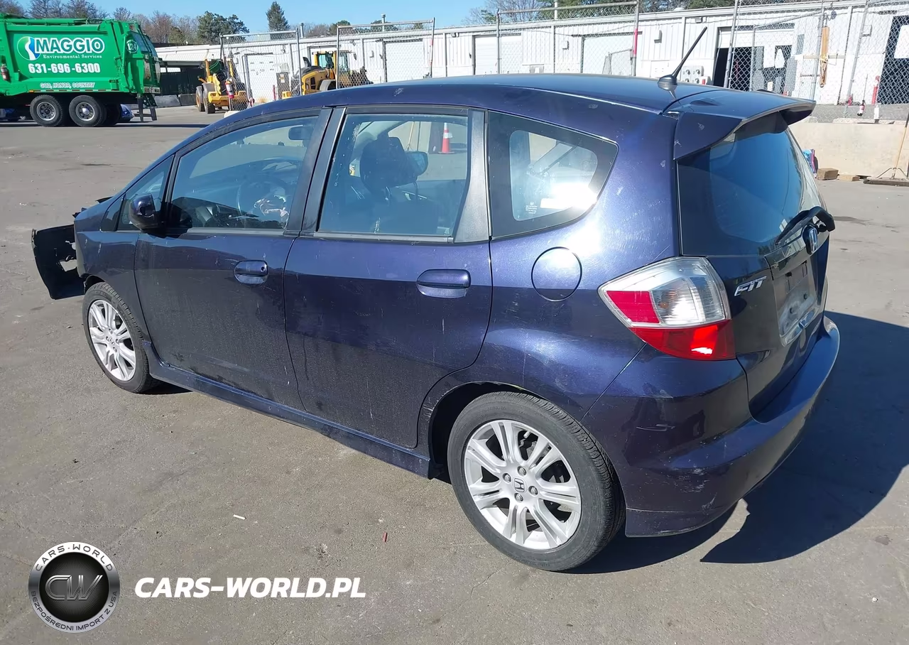 2009 Honda Fit Sport VIN:JHMGE88449S028079 - 3