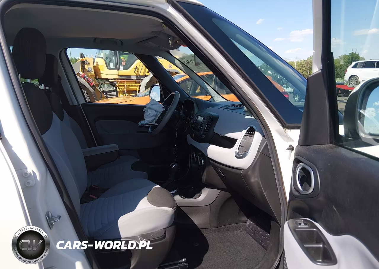 2014 Fiat 500L Easy VIN:ZFBCFABH1EZ027413 - 5