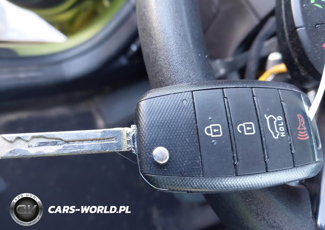 2015 Kia Soul VIN:KNDJN2A28F7800028 - 11