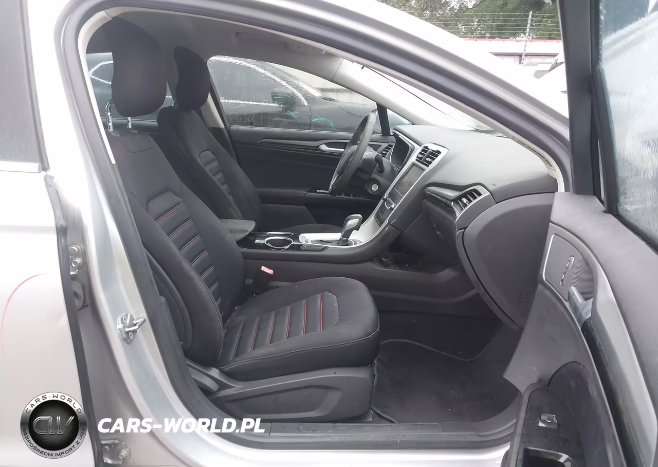 2013 Ford Fusion Se VIN:3FA6P0HR1DR113024 - 5