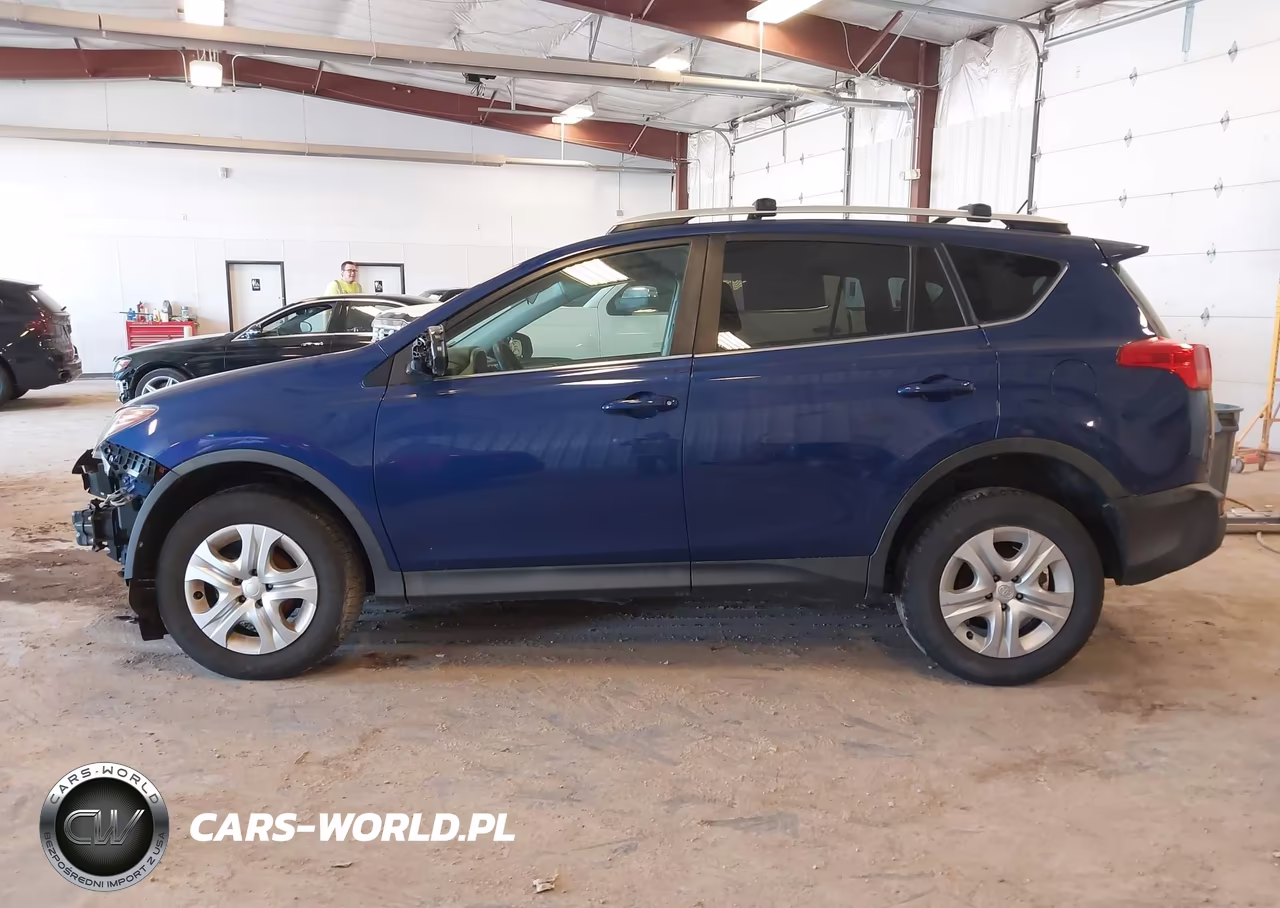 2015 Toyota Rav4 Le VIN:2T3BFREV7FW382841 - 14