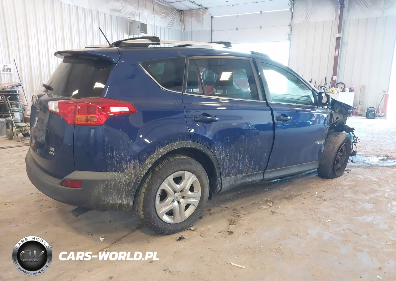 2015 Toyota Rav4 Le VIN:2T3BFREV7FW382841 - 4