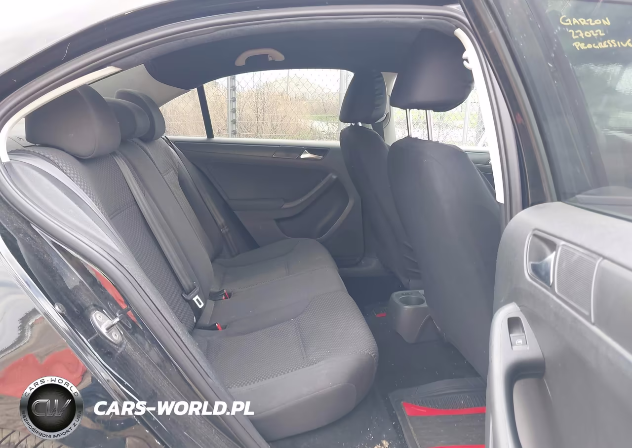 2012 Volkswagen Jetta 2.0L S VIN:3VW2K7AJ8CM360831 - 8