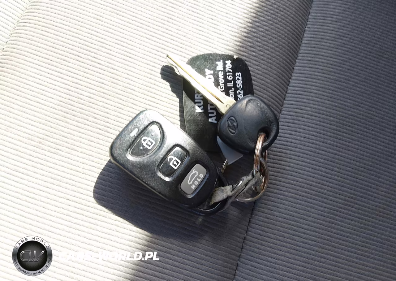 2018 Hyundai Elantra Sel VIN:KMHD84LF3JU623586 - 11