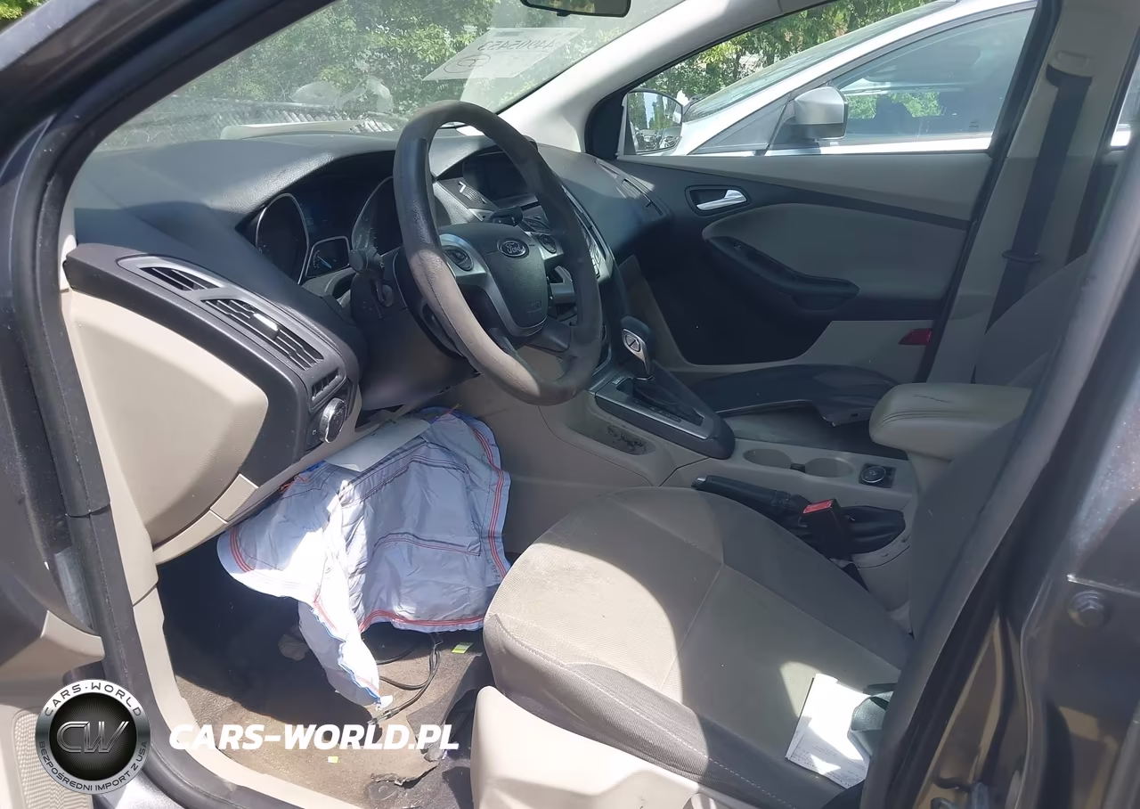 2013 Ford Focus Se VIN:1FADP3F23DL330698 - 5