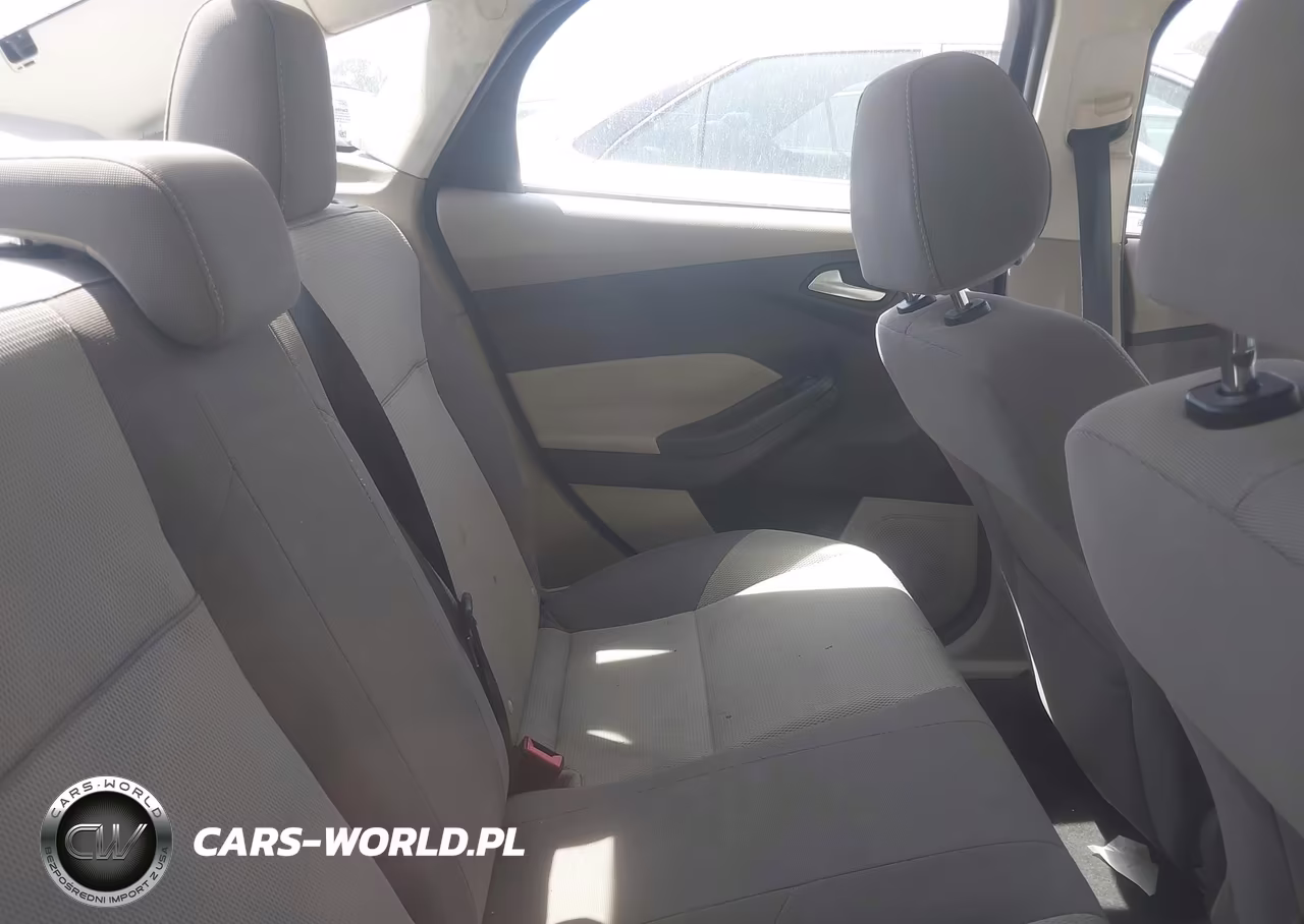 2013 Ford Focus Se VIN:1FADP3F23DL330698 - 8
