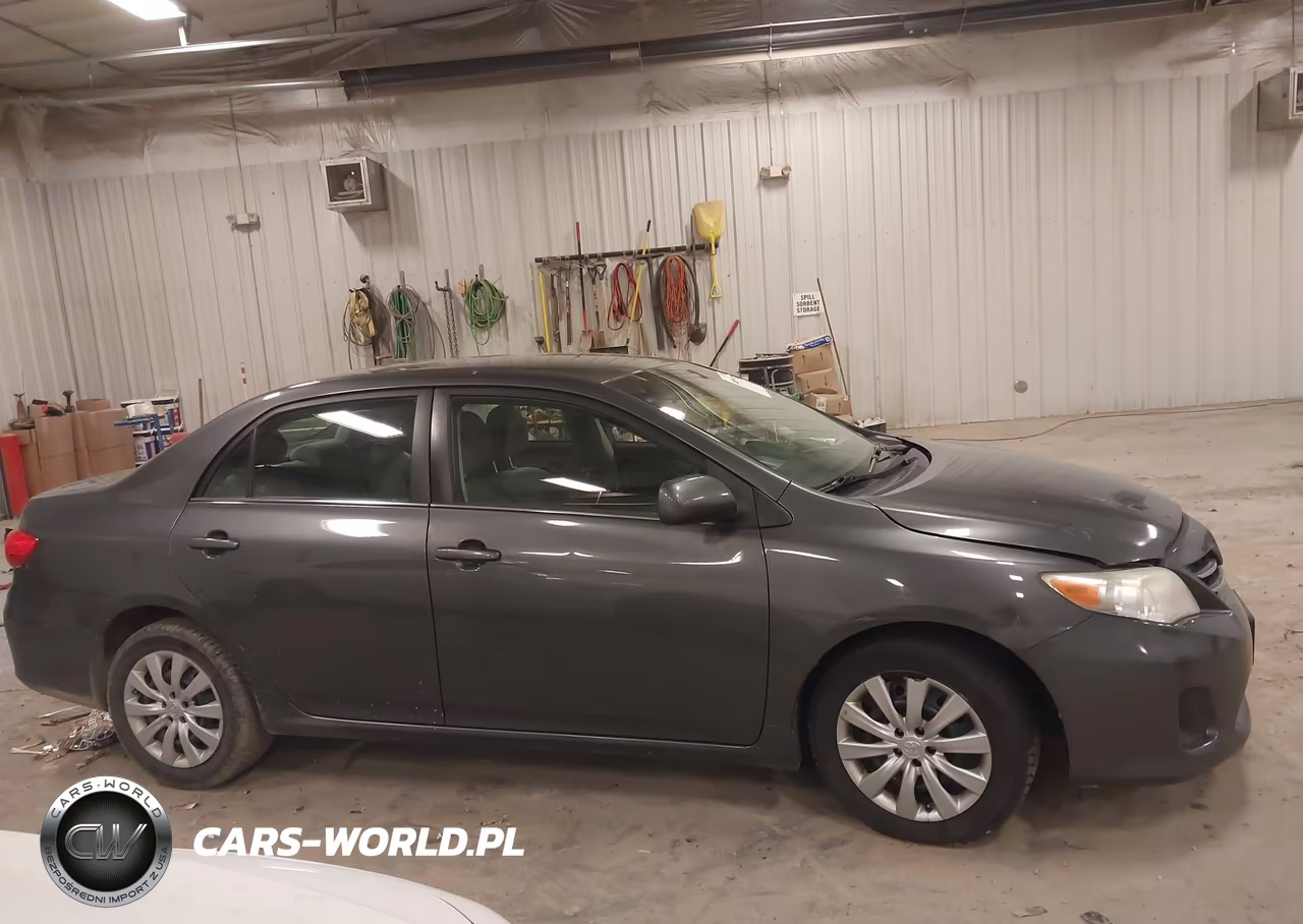 2013 Toyota Corolla Le VIN:2T1BU4EE4DC033250 - 13