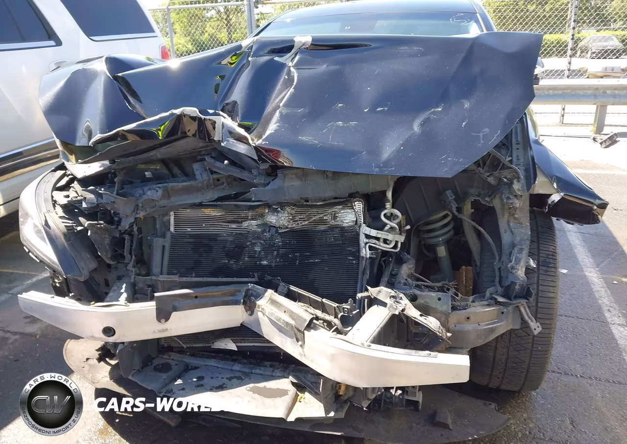 2016 Hyundai Genesis 3.8 VIN:KMHGN4JE8GU136120 - 6