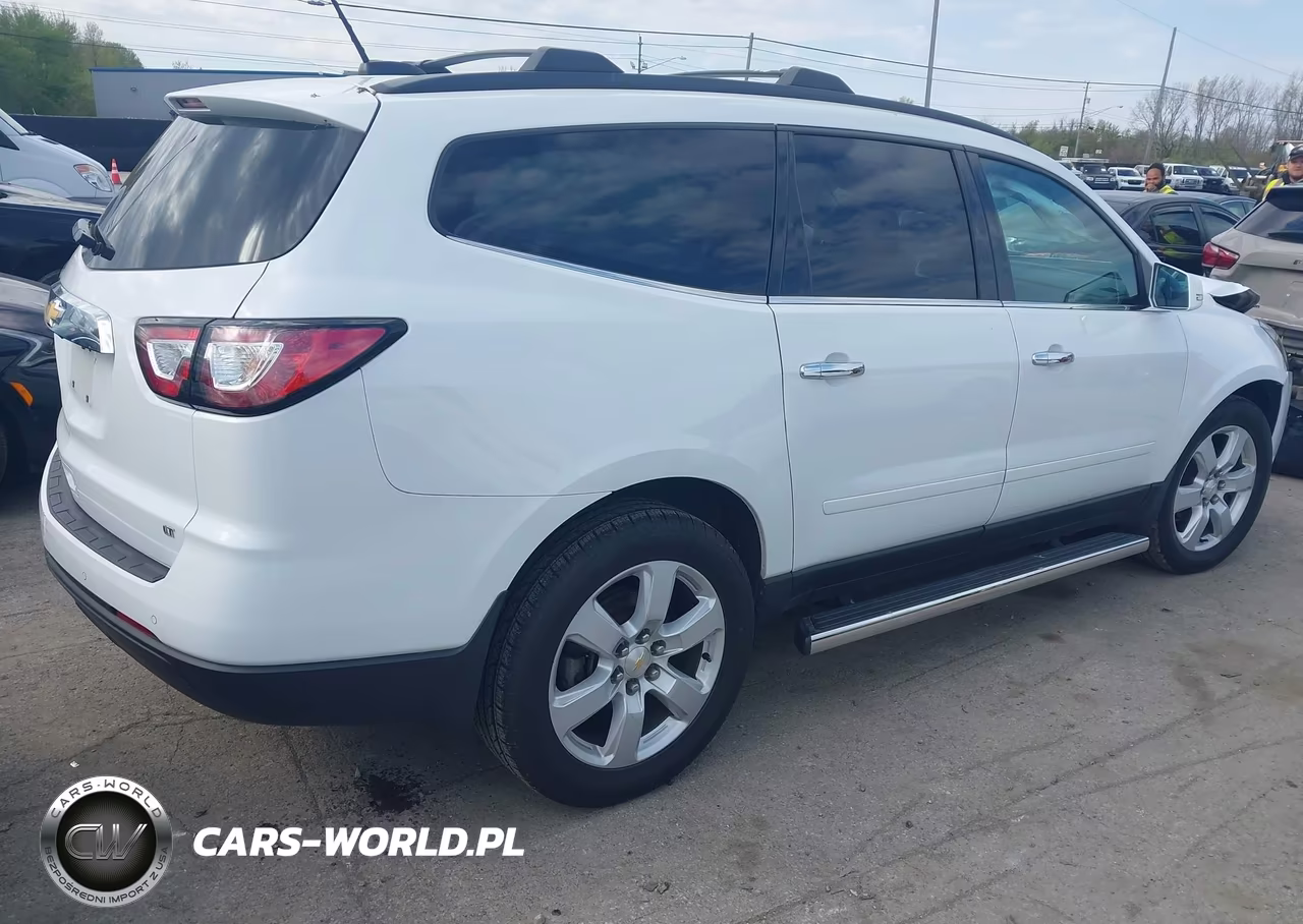 2017 Chevrolet Traverse 1Lt VIN:1GNKVGKD2HJ344980 - 4