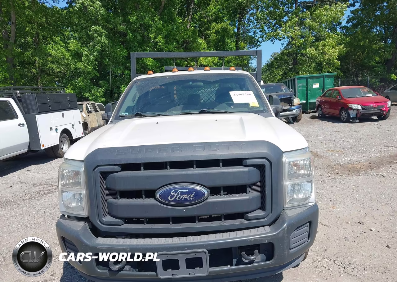 2012 Ford F-350 Chassis Xl VIN:1FDBF3E64CEC97024 - 12