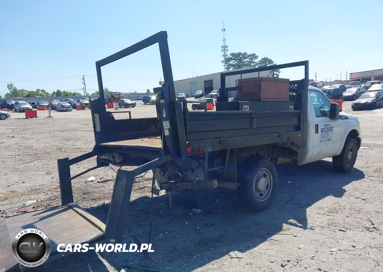 2012 Ford F-350 Chassis Xl VIN:1FDBF3E64CEC97024 - 6