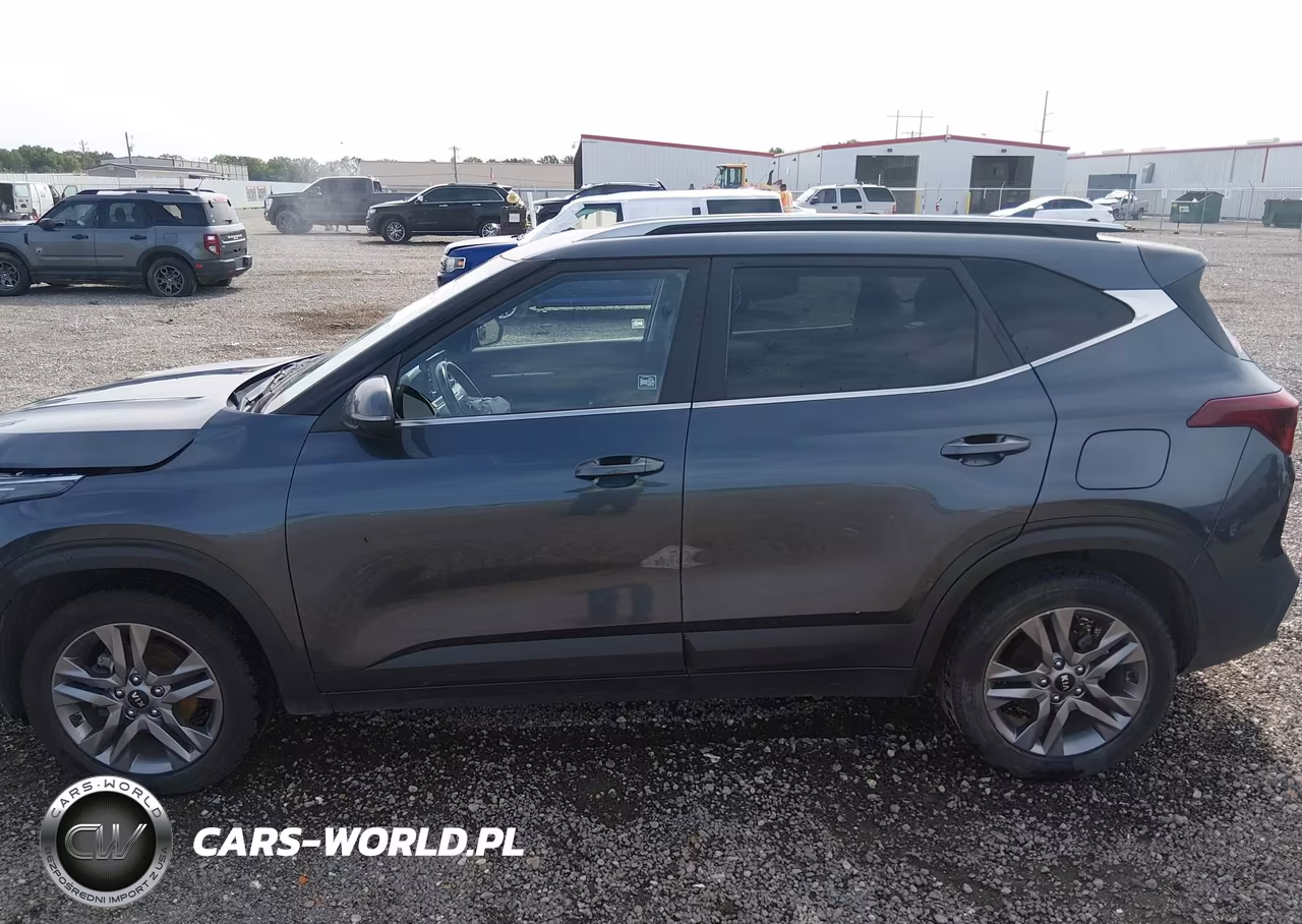 2021 Kia Seltos S VIN:KNDEU2AA4M7185793 - 15