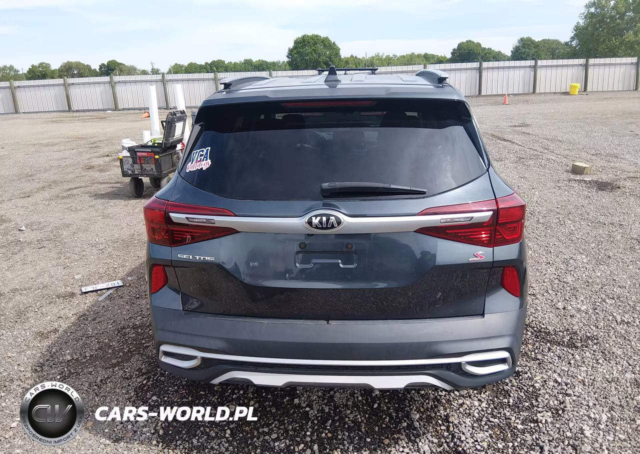 2021 Kia Seltos S VIN:KNDEU2AA4M7185793 - 17