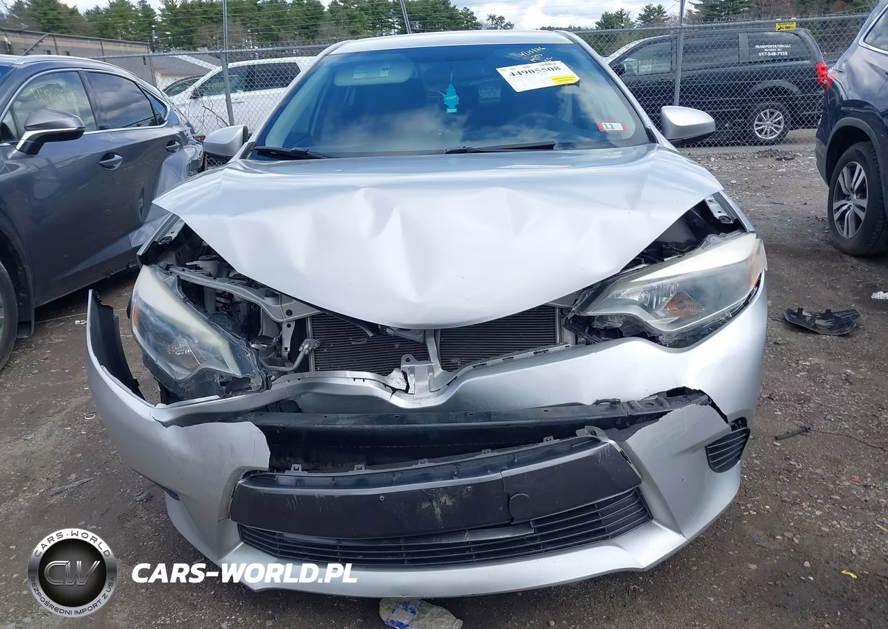 2015 Toyota Corolla Le VIN:2T1BURHE8FC386960 - 12