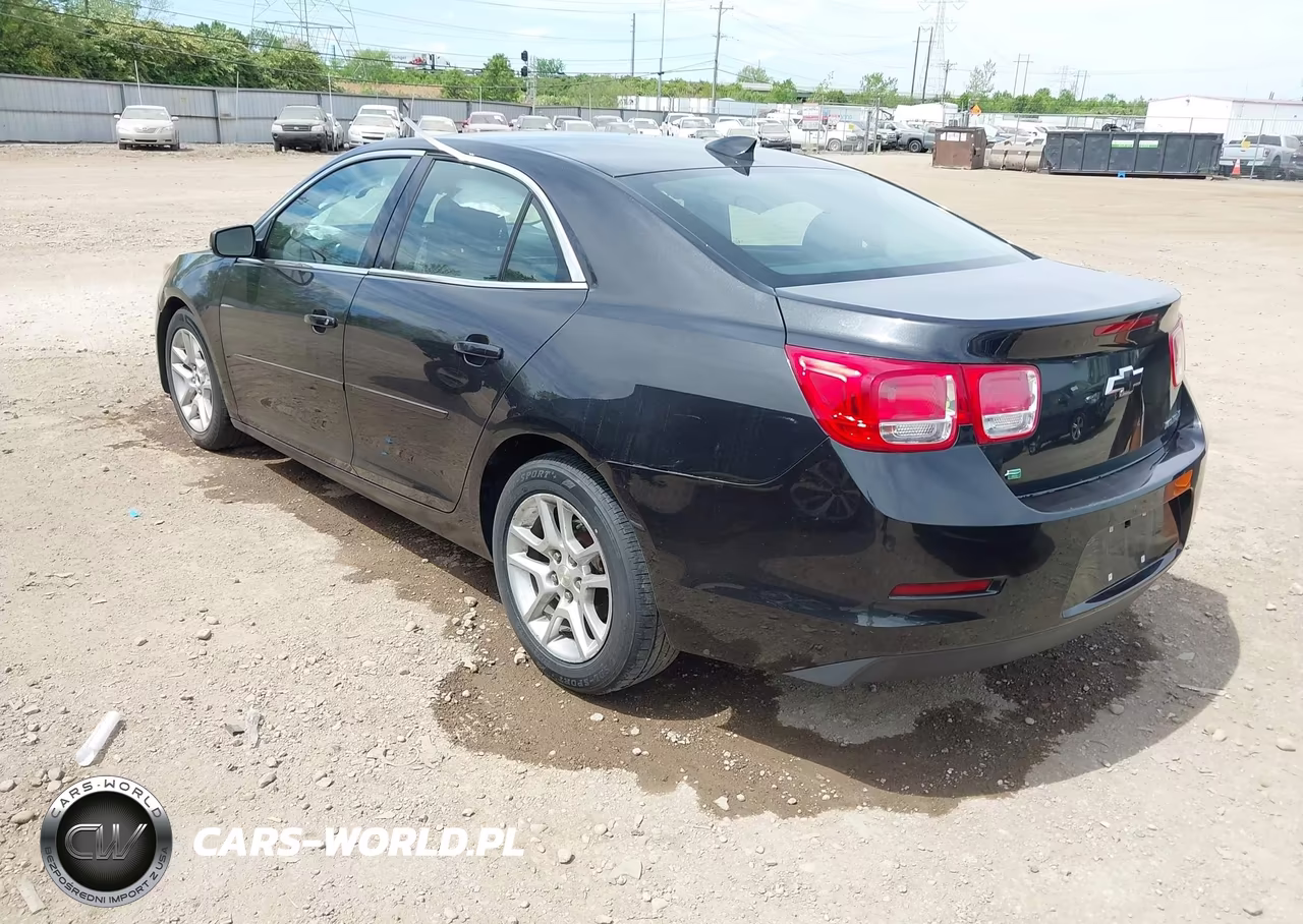 2015 Chevrolet Malibu 1Lt VIN:1G11C5SL2FF131817 - 3