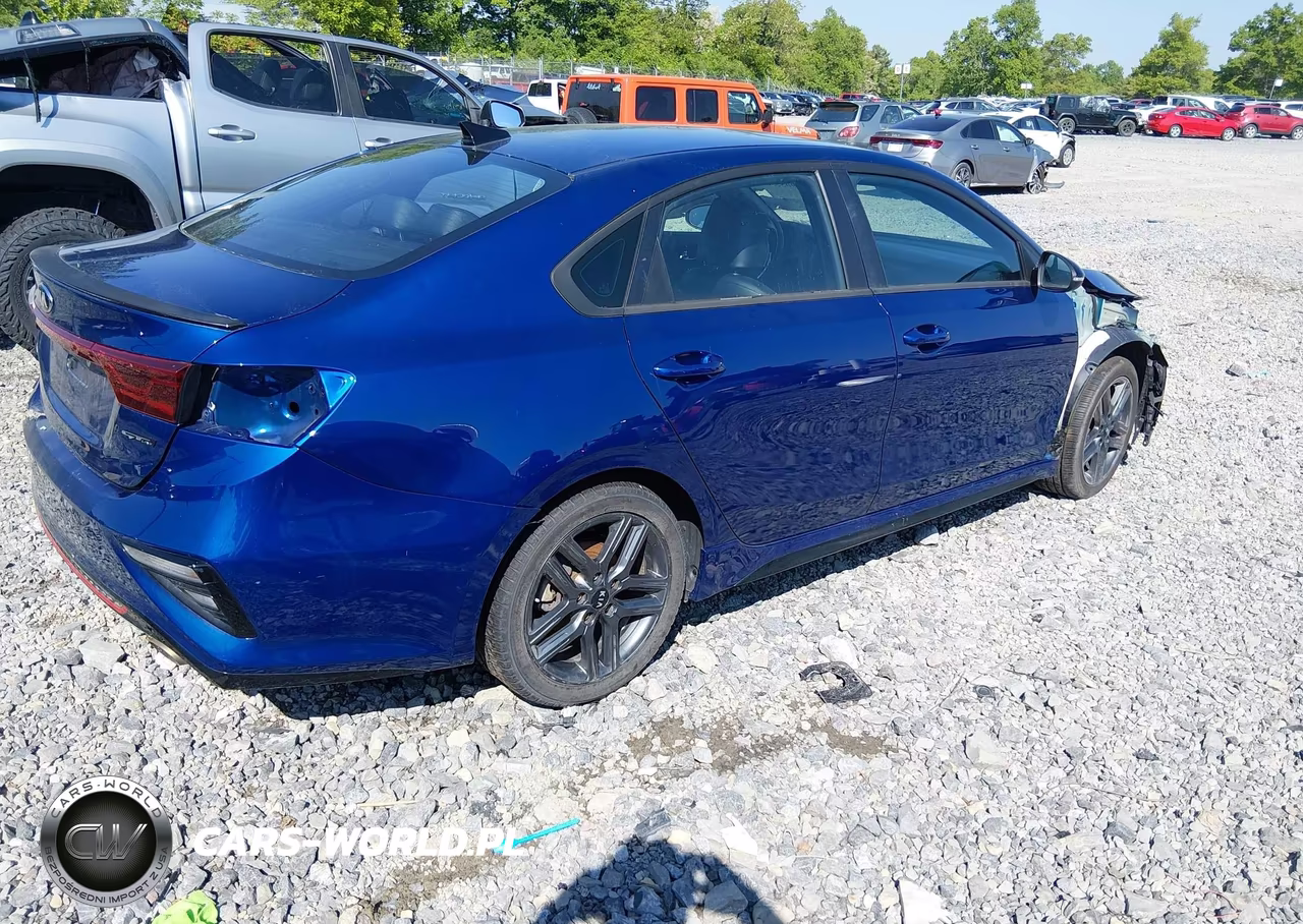2020 Kia Forte Gt-Line VIN:3KPF34AD3LE252153 - 4