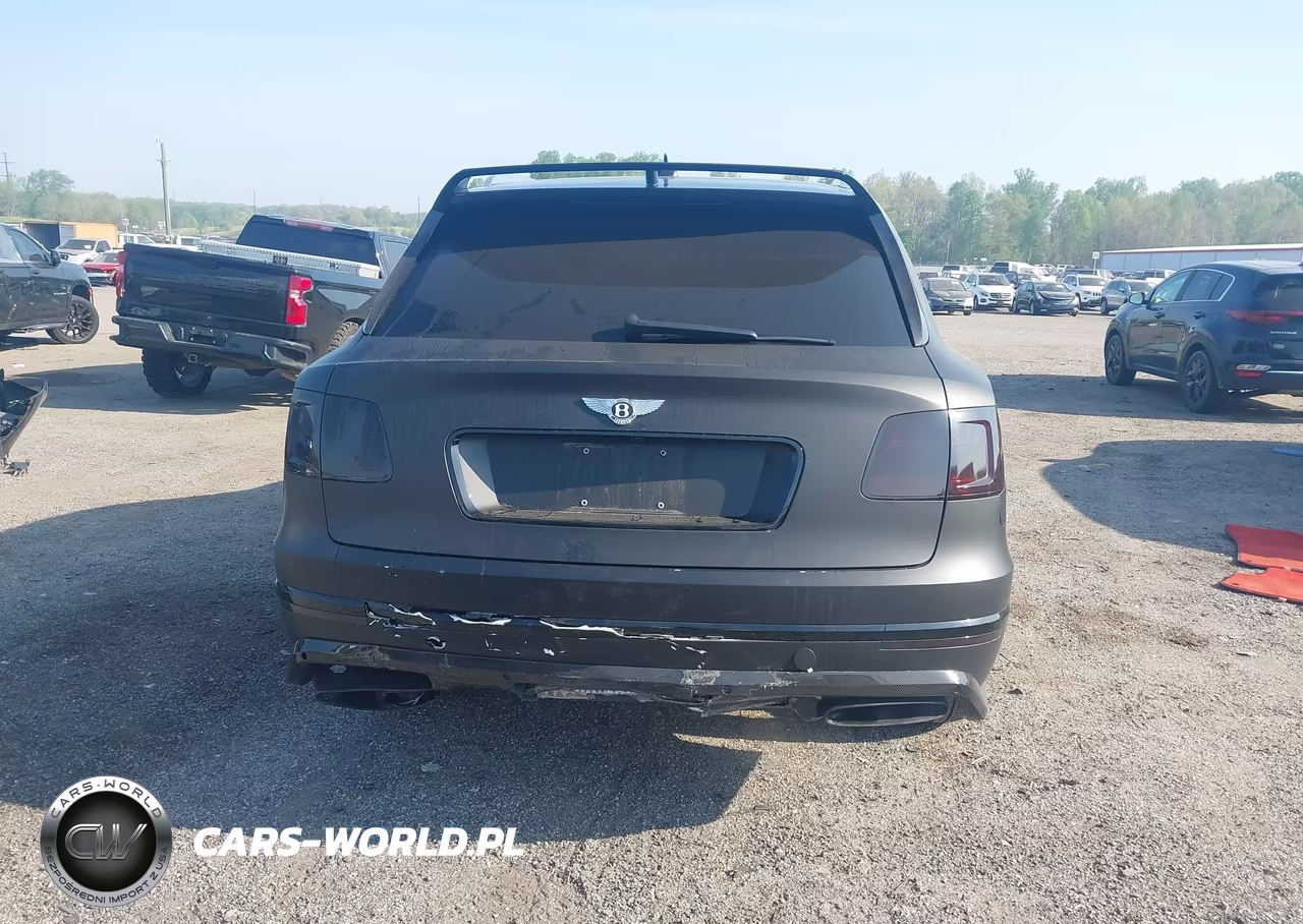 2018 Bentley Bentayga Activity Edition-Black Edition-Mulliner-Onyx Edition-W12 VIN:SJAAC2ZV6JC020650 - 16